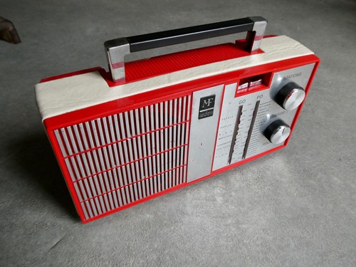 Radio transistors - radio, À