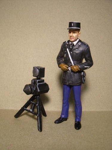 Figurine gendarme radar - figurine,
