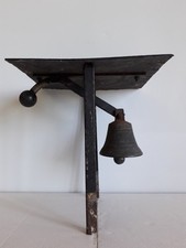 CLOCHE D'ENTRÉE EN BRONZE ART