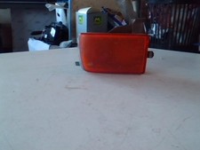 Optique avant secondaire droit