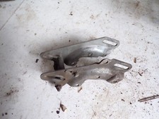 attaches supports moteur 102 101 mobylette peugeot 14325