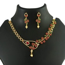 Ensemble De Colliers CZ