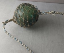 Ancien flotteur de pèche / boule, en verre soufflé, vintage