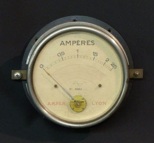 Ancien ampèremètre - aa,