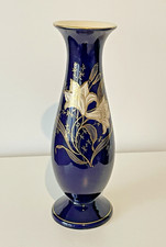 Vase bleu de four et or