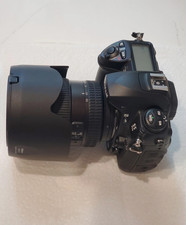 Boitier Fujifilm FinePix S5 Pro avec Nikon NIKKOR 17-55mm f/2.8 G IF-ED