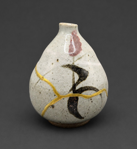 Pink flower kintsugi - kintsugi, vase