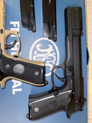 Socomgear airsoft beretta - airsoft, m9