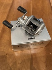 Moulinet d'appât DAIWA Liberto Pixy 00613991 Fishing Squid B9591