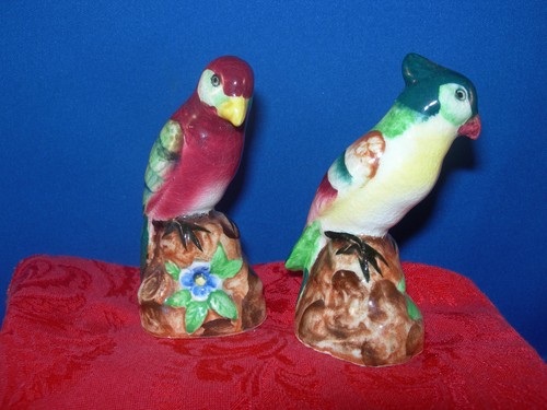 Vintage salt pepper 2 pc - vintage,