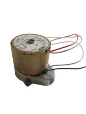 Crouzet 82494 Crouzet Réducteur 30 RPM 220V 4,2W 50Hz