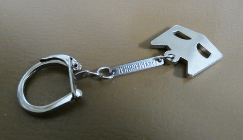Ancien porte clé - , métal