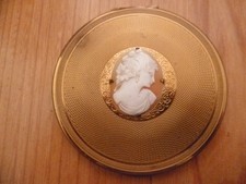 Ancien poudrier avec camée à définir fabrication France