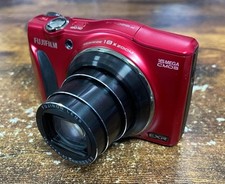 Appareil photo numérique 16 mégapixels FUJIFILM FINEPIX F820 EXR rouge...