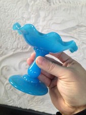 Belle petite coupe baguier