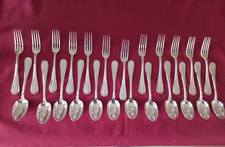 24 couverts à entremet en