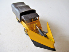 DINKY TOYS Ref567 MERCEDES UNIMOG CHASSE NEIGE