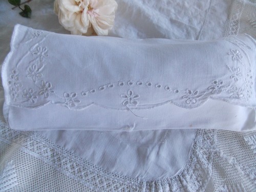 Ancien porte serviette brode - porte,