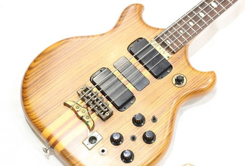 Guitare basse électrique