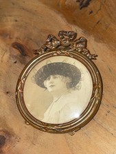 ancien petit cadre rond en