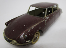 AU806 DINKY TOYS 1/43 CITROEN DS 19 BORDEAUX Ref 24C A RESTAURER