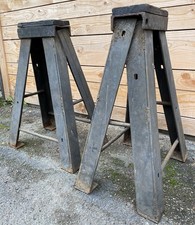 Paire de Sellette de Sculpteur