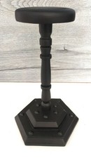 PORTE CHAPEAU/ Présentoir  en