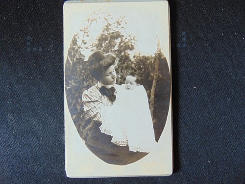 Photo sur carton - , (