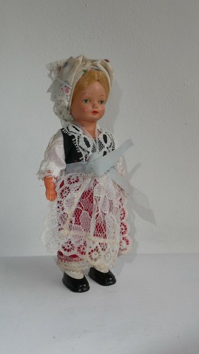 Poupée danseuse mécanique