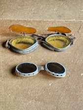 2 Paire De Lunettes  Pare Soleil Motocyclette Moto Armée ? Militaire ?