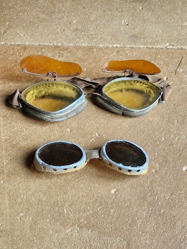 Paire lunettes pare - paire,