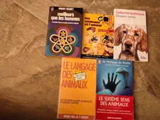 Beau lot 5 livres poches  sur