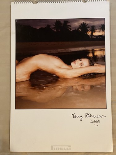 Calendrier pirelli 2010 par - 2010,
