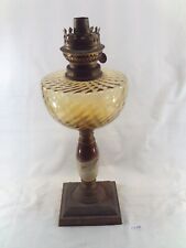 Lampe à pétrole réservoir