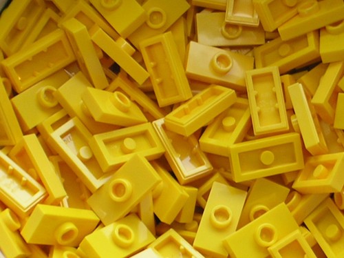 Lego yellow plate ref - 10,