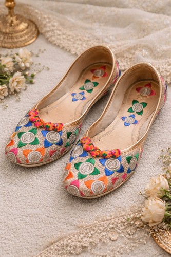 Chaussures indiennes femmes