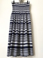 Robe Eté marque Japonaise World Maîtresse Blanc Marine Taille 34 36 comme NEUF