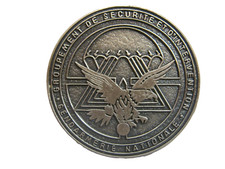 ANCIEN INSIGNE GENDARMERIE DU GSIGN GNS002 FAB. Y.B