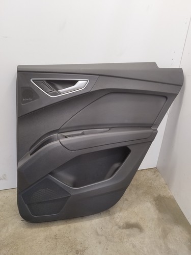 Audi rear right sonos - rear,