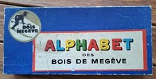 ANCIENNE BOITE ALPHABET DES