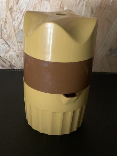 Presse agrumes plastique - en,