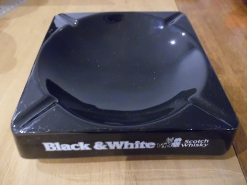 Beau cendrier black - black, white