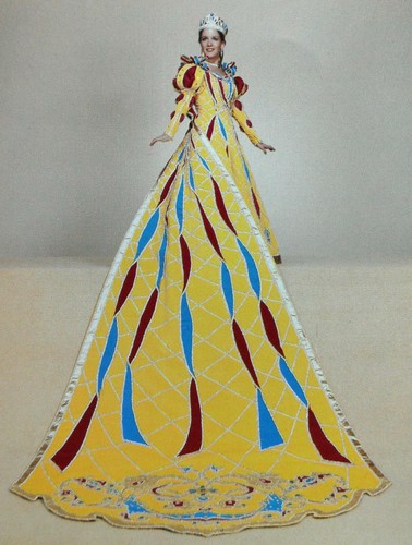 1985 program huge gowns - 1985,