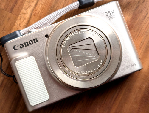 Appareil photo numérique - , n