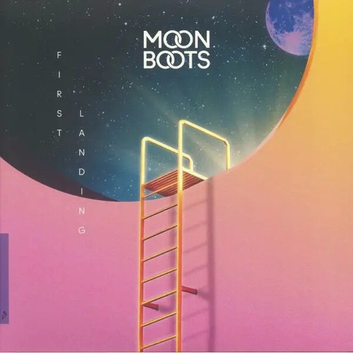 Moon boots first - boots,