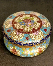 Ancienne Bonbonnière XIXe En Bronze Doré Émail Champlevé.