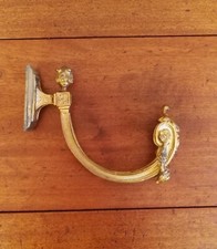 Beau porte embrasse en bronze