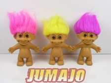 FIG17 Lot de 3 figurines PVC