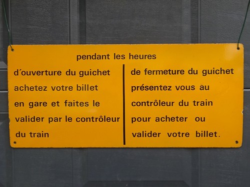 Ancienne plaque émaillée