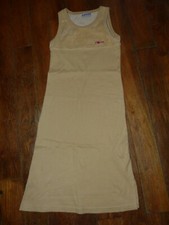 Robe longue beige sans manches